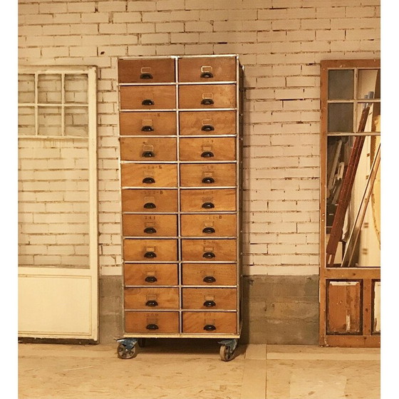 Image 1 of Vintage light wood chest of drawers