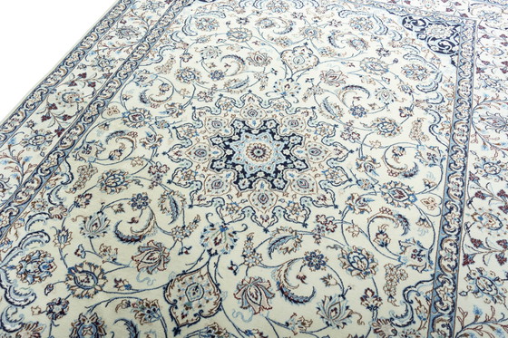 Image 1 of 298 X 216 Cm Hand-Knotted Nain Rug With Silk