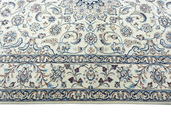 Image 1 of 298 X 216 Cm Hand-Knotted Nain Rug With Silk