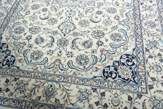 Image 1 of 298 X 216 Cm Hand-Knotted Nain Rug With Silk