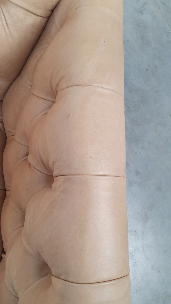 Image 1 of fauteuil chesterfield vintage design cuir beige camel modèle cube