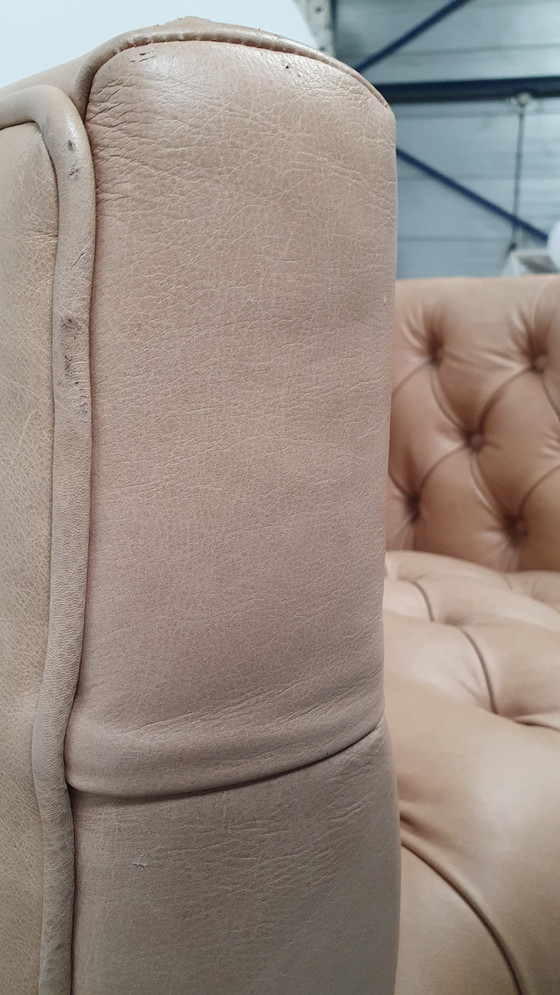 Image 1 of fauteuil chesterfield vintage design cuir beige camel modèle cube