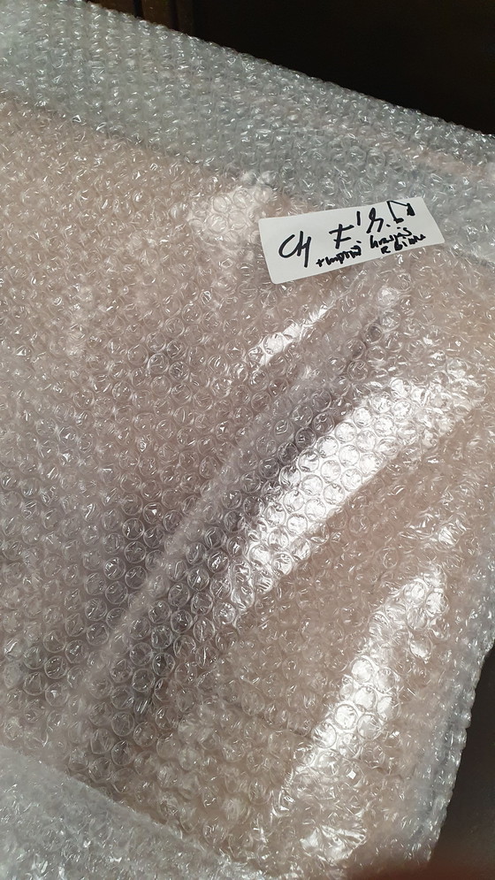 Image 1 of chesterfield vintage design armchair camel beige leather cube model