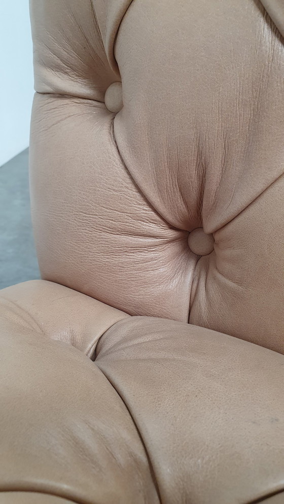 Image 1 of fauteuil chesterfield vintage design cuir beige camel modèle cube