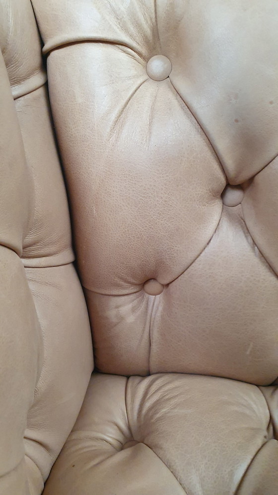 Image 1 of fauteuil chesterfield vintage design cuir beige camel modèle cube