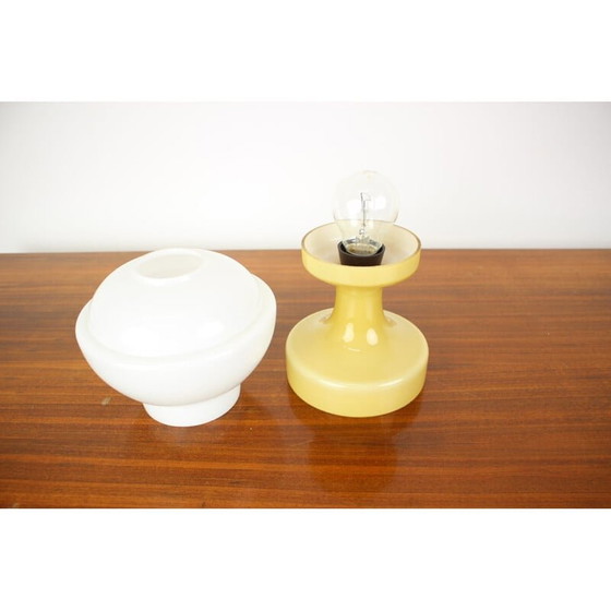 Image 1 of Lampada da tavolo vintage interamente in vetro di Valasske Mezirici, anni '70