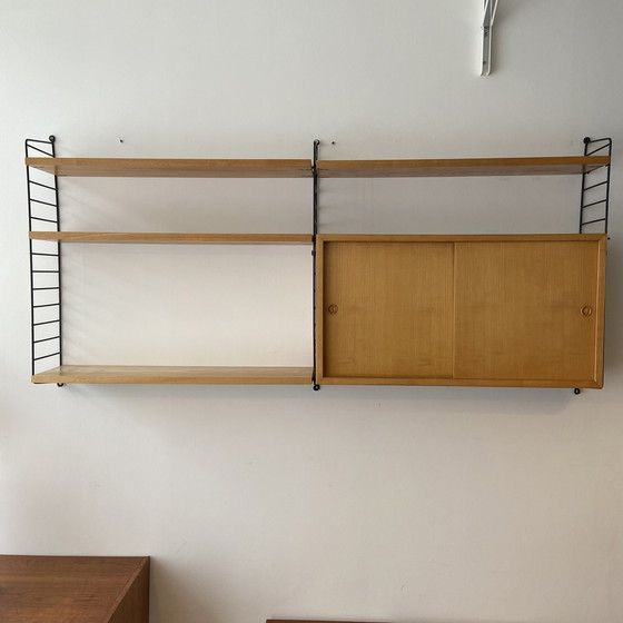 Image 1 of Système mural vintage Nisse String Wall System avec armoire à portes coulissantes