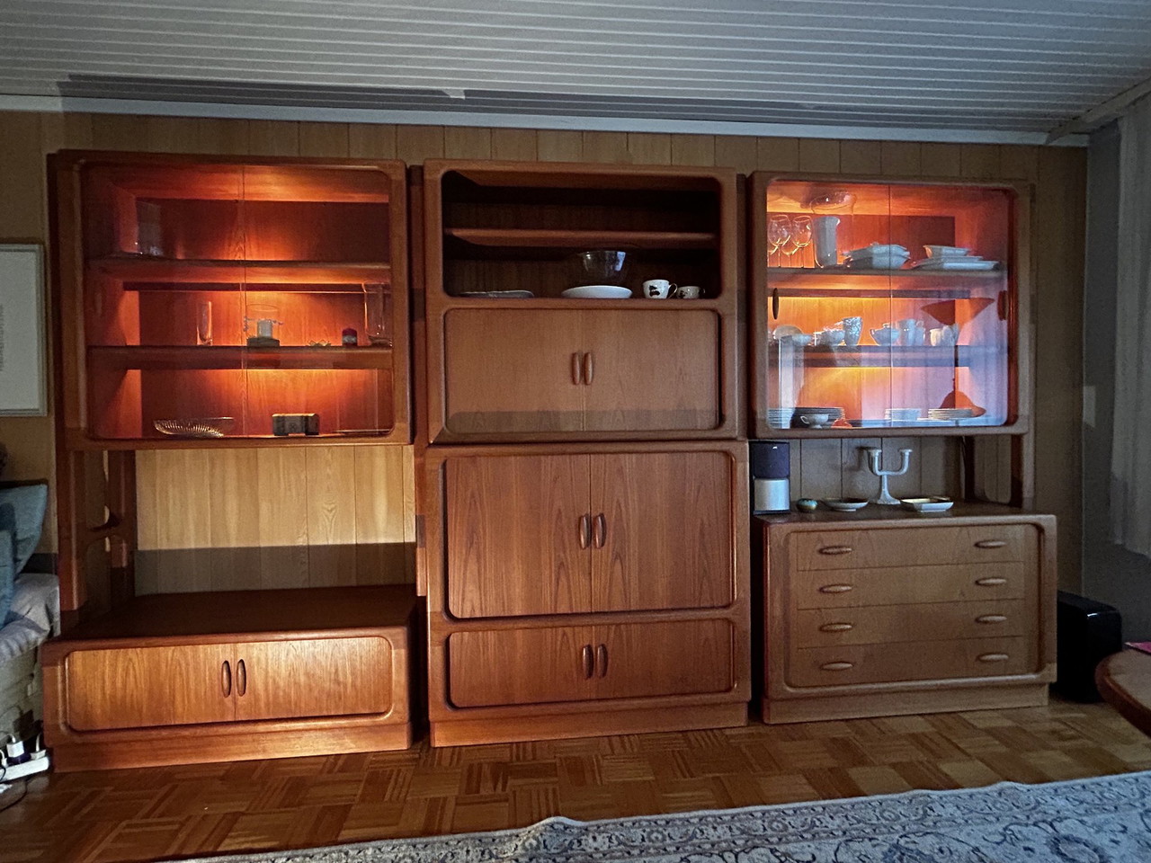 Gabinete de diseño danés Drylund