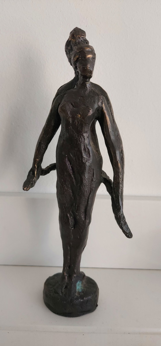 Image 1 of Statua in bronzo pesante di 2 donne 