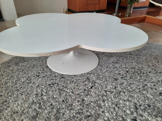 Image 1 of Artifort coffee table cloverleaf