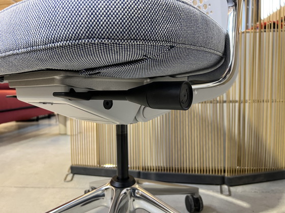 Image 1 of Vitra Id Air Office Chair