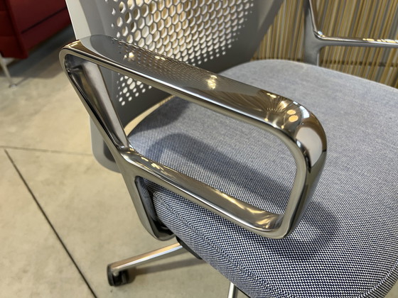 Image 1 of Vitra Id Air Office Chair