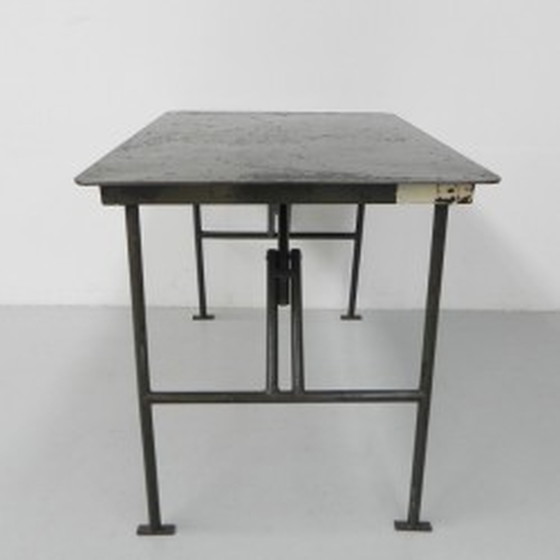 Image 1 of Table pliante industrielle en acier - années 1950