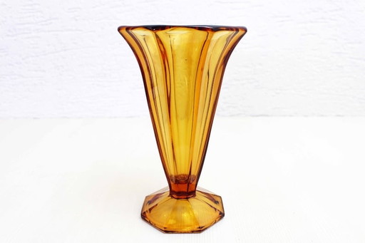 Vase Art Déco en verre ambré 1930