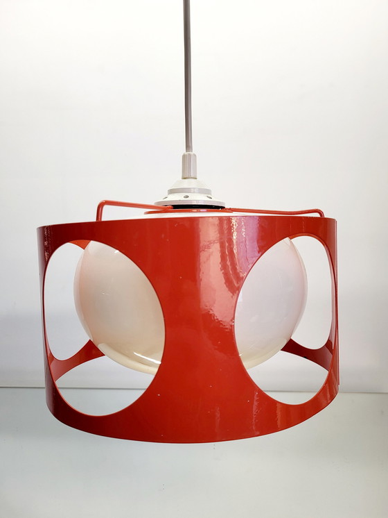 Image 1 of Lampada a sospensione Space Age, metallo arancione, sfera in vetro opalino, anni &#39;60-&#39;70