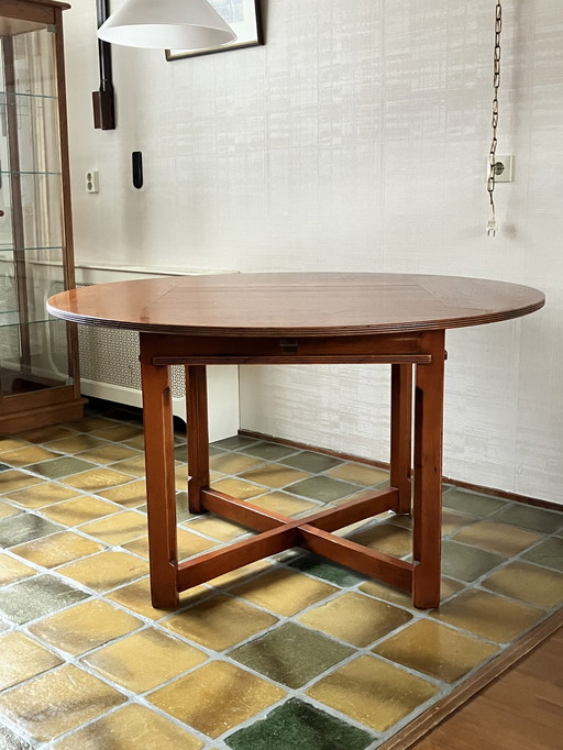 Schuitema dining room table + 4 armchairs