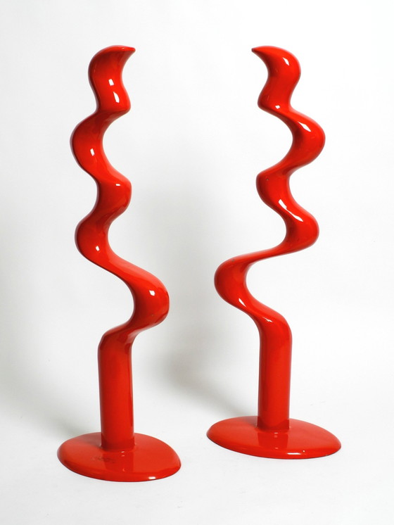 Image 1 of Due grandi sculture astratte in metallo rosso da pavimento, in edizione limitata, di Tony Almén e Peter Gest per Ikea, 1990 