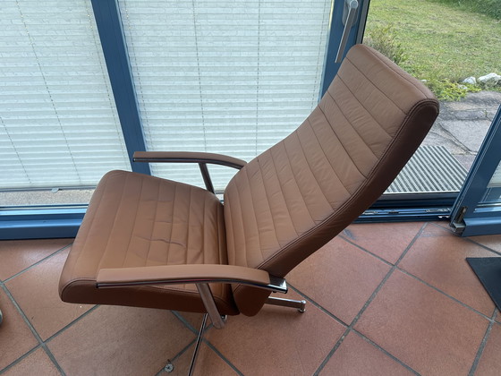 Image 1 of Swivel vintage lounge chair in brown leather
