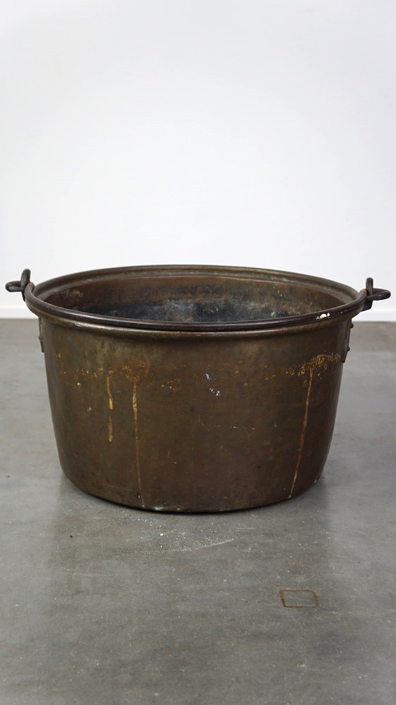 Image 1 of Large Copper Bin/Kettle With Handle