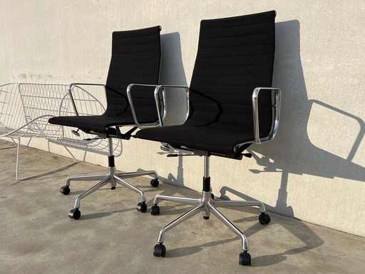 2 X Vitra Eames Ea119 Hopsak Office Chairs