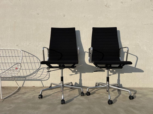 2 X Vitra Eames Ea119 Hopsak Office Chairs