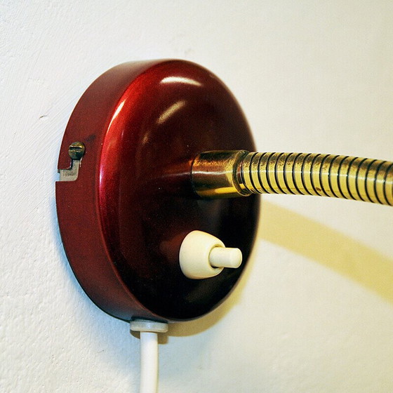 Image 1 of Coppia di lampade da parete vintage in metallo beige e rosso, Svezia 1950