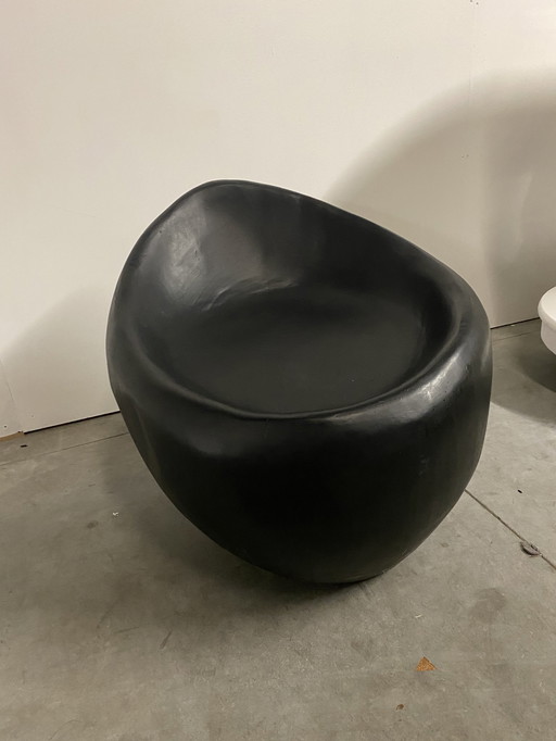 Breit Egg Chair black wood