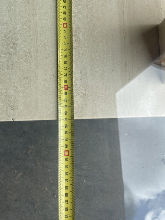 Image 1 of Table basse vintage en travertin