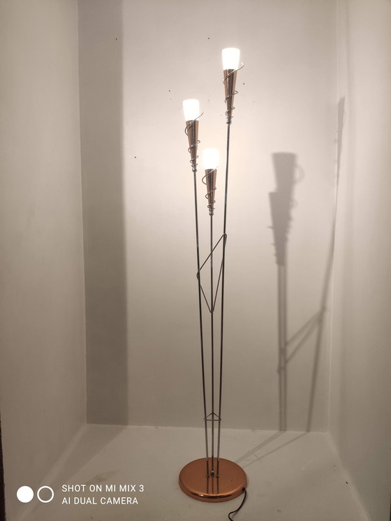 Image 1 of Massive floor lamp