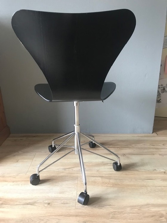 Image 1 of Fritz Hansen office chair