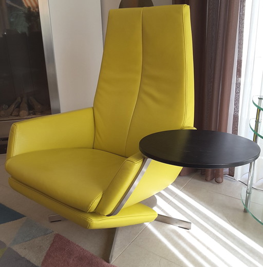 Prominent Twist armchair