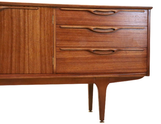 Image 1 of Jentique sideboard 'Tregynon' | 167.7 cm