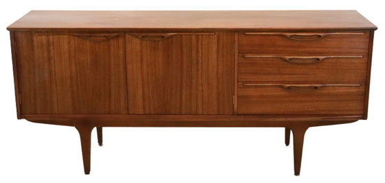 Image 1 of Jentique sideboard 'Tregynon' | 167.7 cm