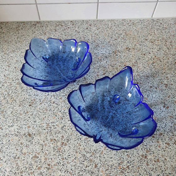 Image 1 of 2x Vintage bowls