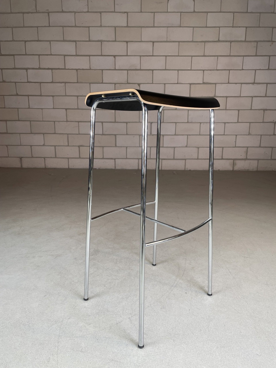 Magnus Olesen Pause Stool (3x) | €195 | Whoppah