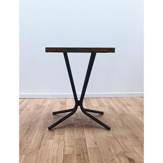 Image 1 of Vintage industrial metal pedestal table