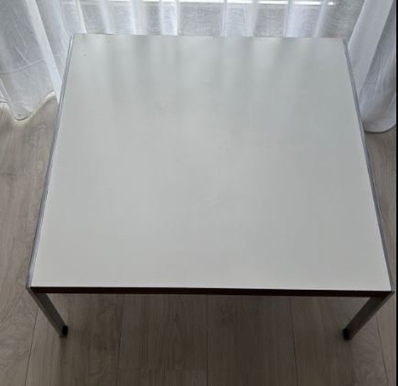 Image 1 of Artifort Model 020 coffee table by Kho Liang Ie