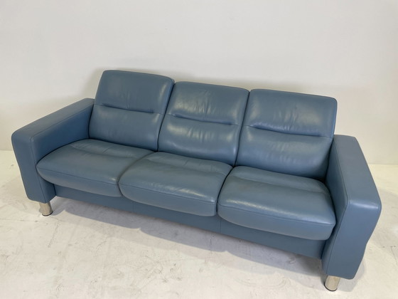 Image 1 of design 3-seater sofa + 2x design armchairs