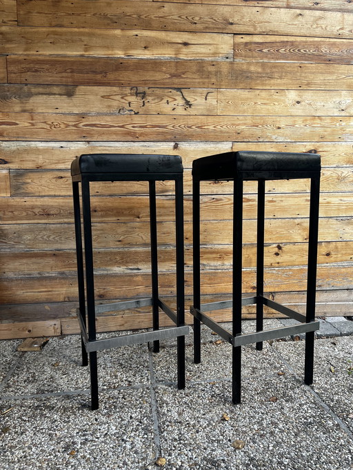 Hui 24 vintage black barstool best sale