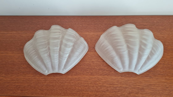 Image 1 of 2x Art deco shell wall lamps