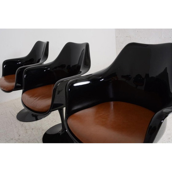 Image 1 of Set of 6 vintage “Tulip” armchairs in fiberglass and cast aluminum by Eero Saarinen for Knoll international