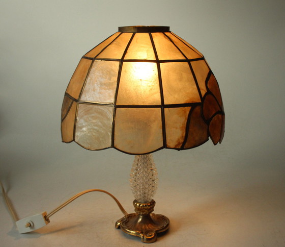 Image 1 of Tiffany style table lamp - glass, metal, mother-of-pearl -