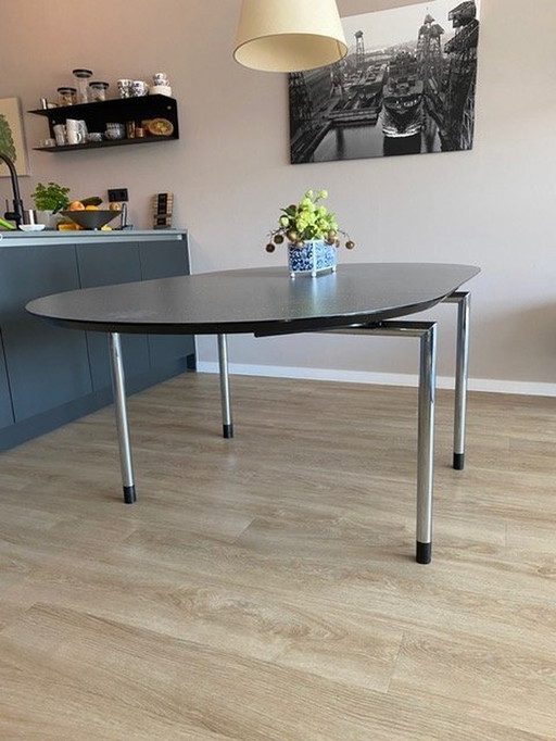 Air conditioning Dining Table