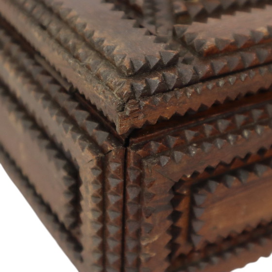 Image 1 of Scatola d'arte antica Tramp Art Folk Art