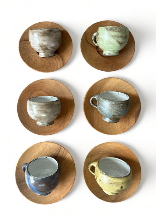 12x Tasses et soucoupes en céramique danoise faites à la main