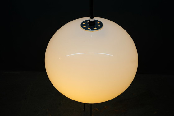 Image 1 of Lampadaire vintage en verre acrylique de Staff, années 1960