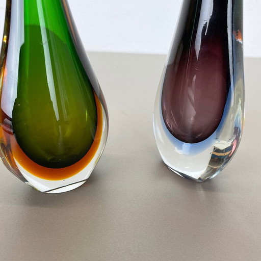 Par de jarrones vintage Sommerso de cristal de Murano multicolor, Italia, década de 1970