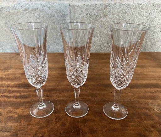 3x flûtes à champagne Cristal d'Arques modèle Masquerade