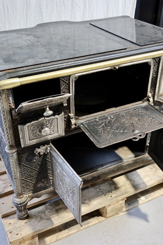 Image 1 of Antique cast-iron gas stove with glazed plates