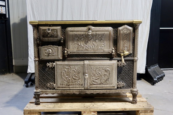 Image 1 of Antique cast-iron gas stove with glazed plates